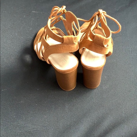 🧡 Laced Up Suede Heels 🧡 - Picture 3 of 6